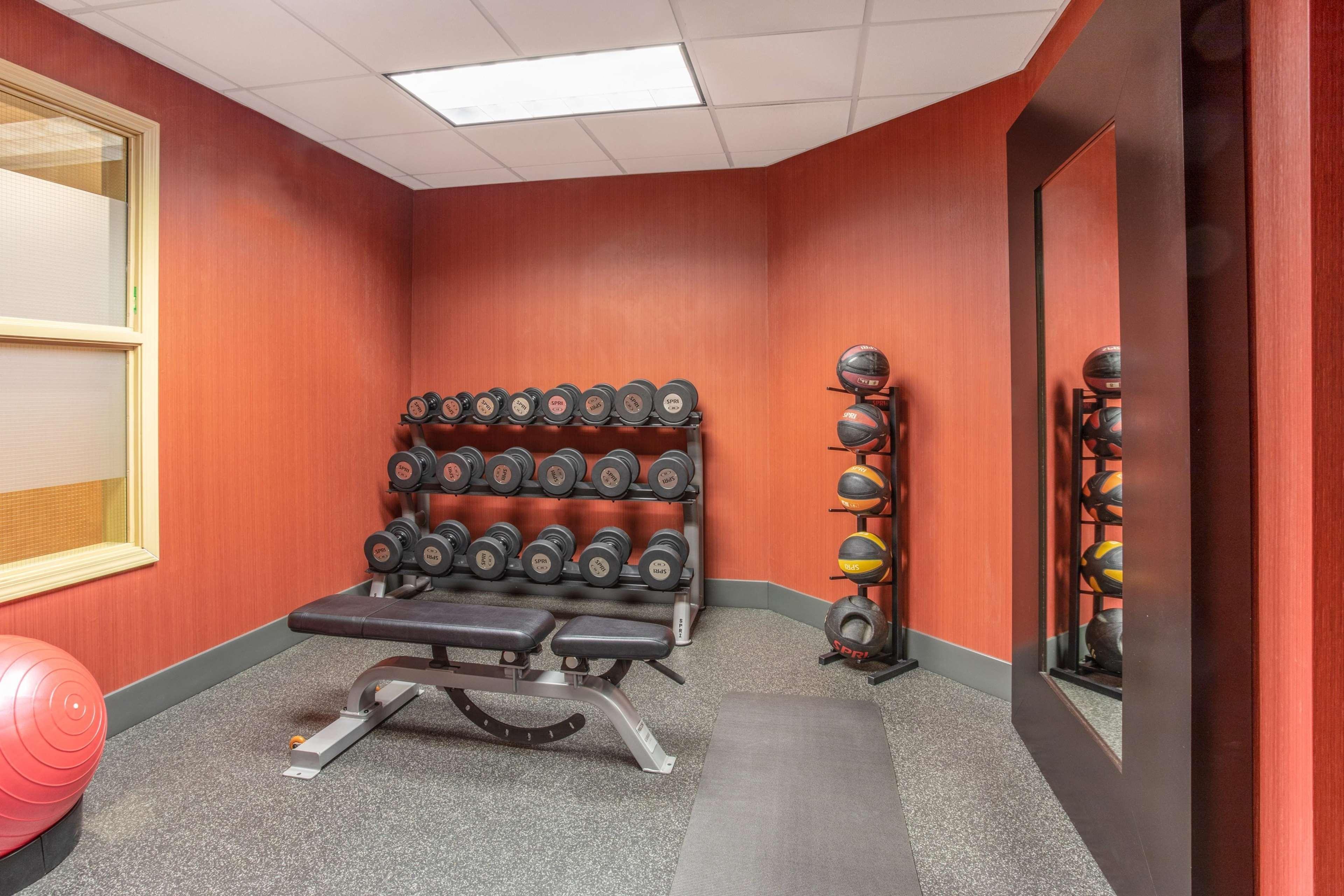 Hampton Inn Рок-Спрингс Экстерьер фото