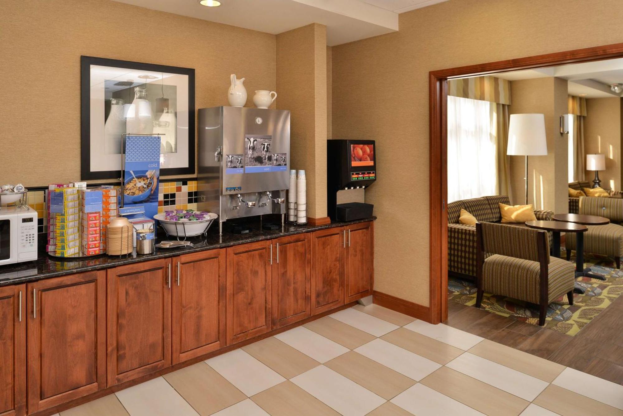 Hampton Inn Рок-Спрингс Экстерьер фото